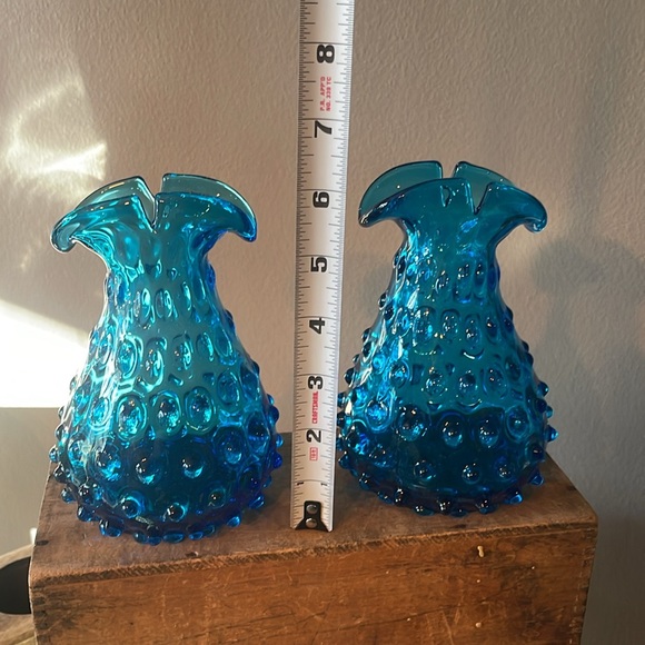 Vintage Azure Blue Toscany Zena Hobnail Art Glass Vases Handmade Pitcher Creamer - Picture 7 of 8